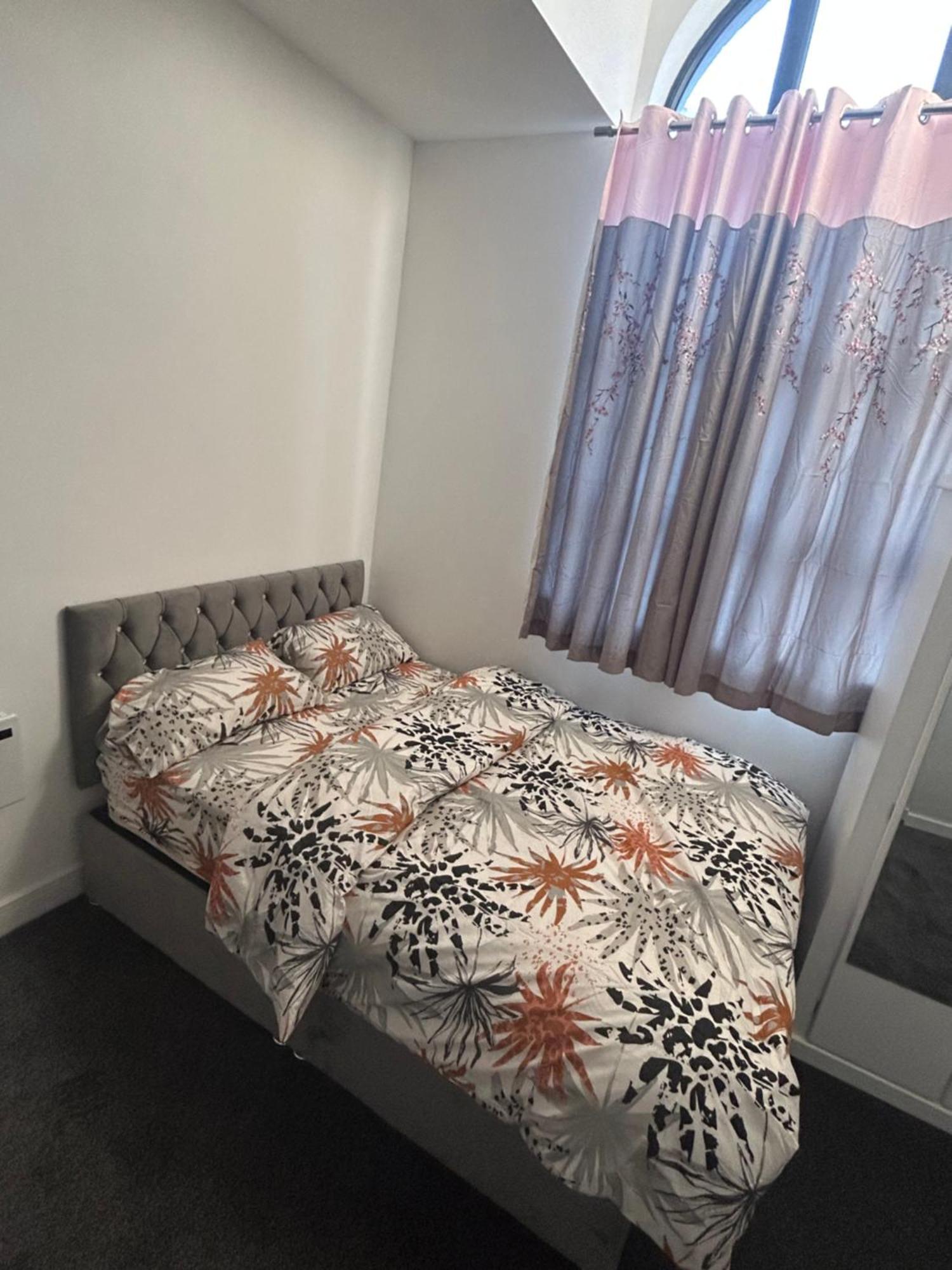 Lovely 1 Bed Apartment In Salford Manchester Exterior foto